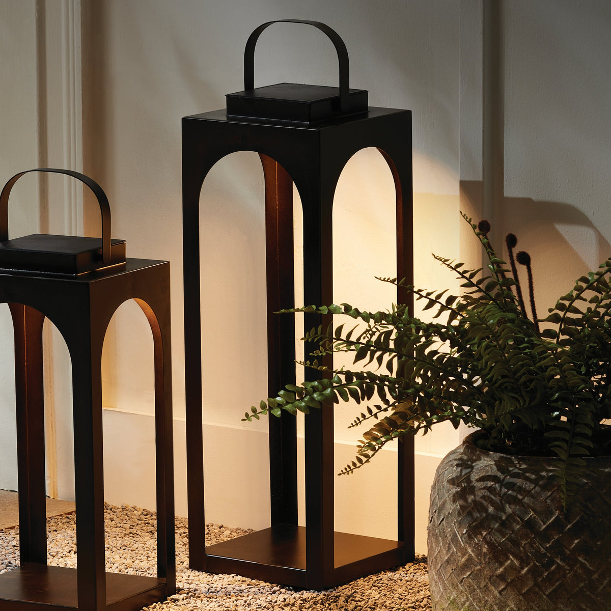 Arched Solar LED Outdoor Lantern