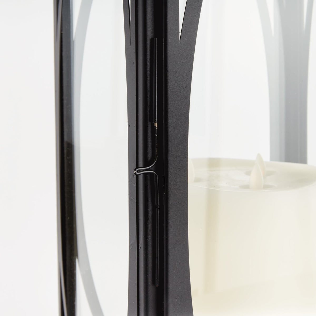 Oval Frame Candle Lantern