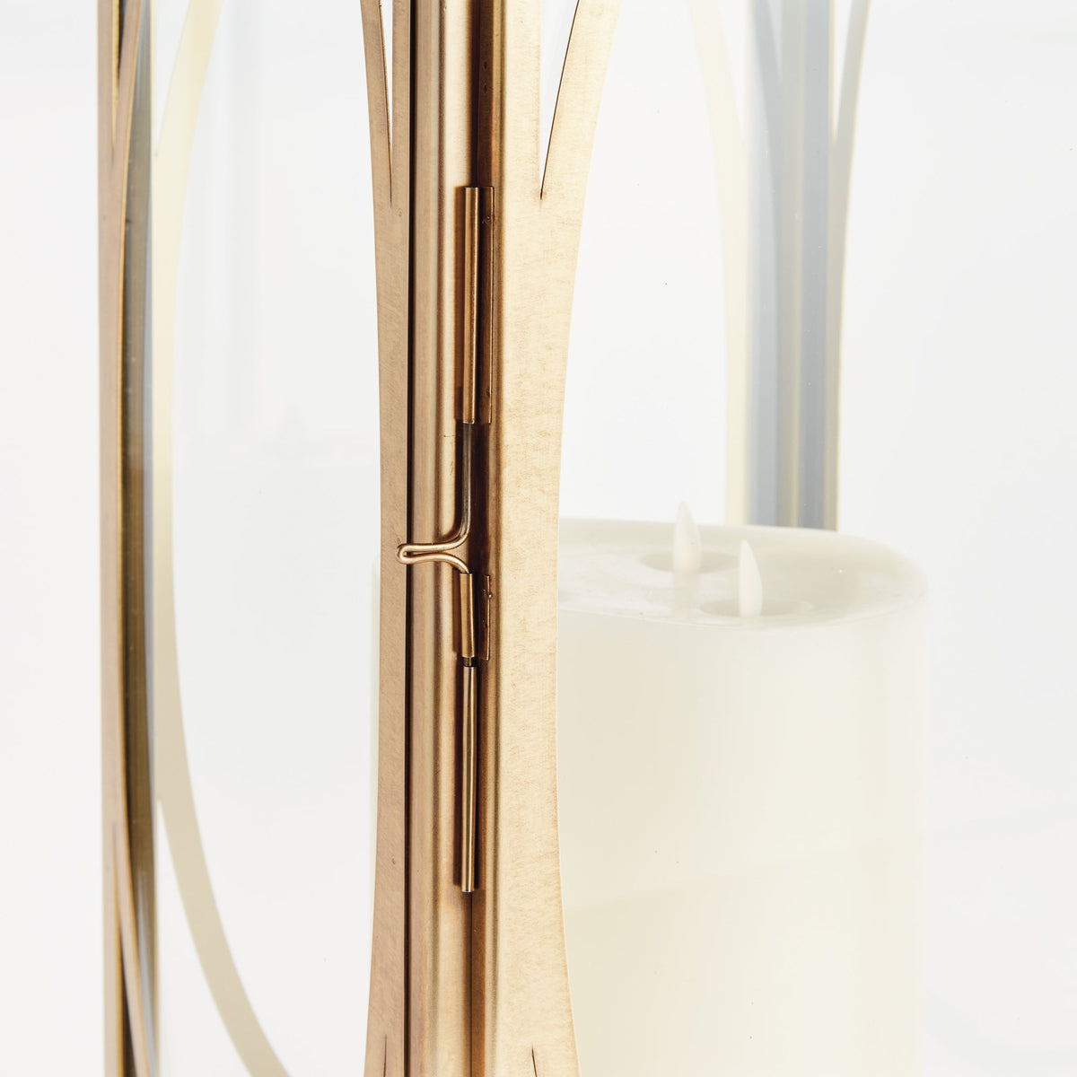 Oval Frame Candle Lantern